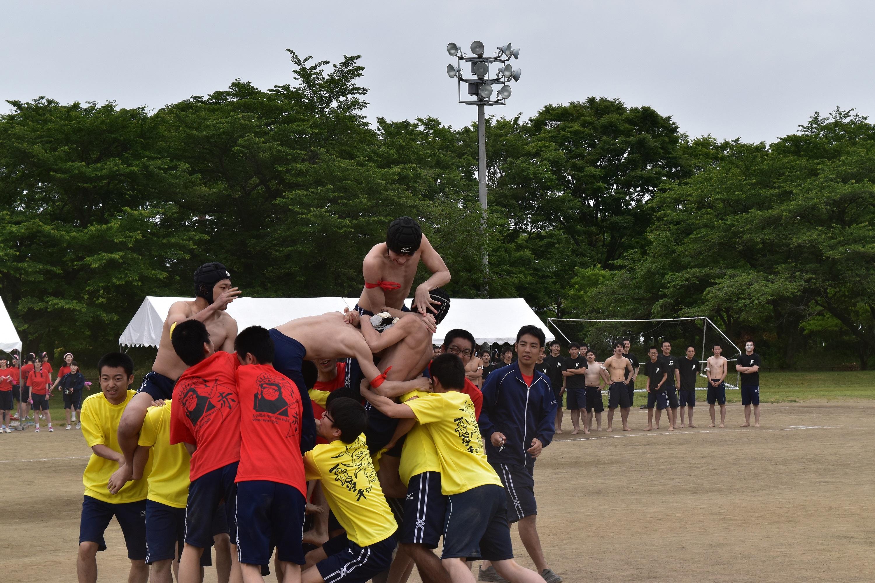 男子騎馬戦