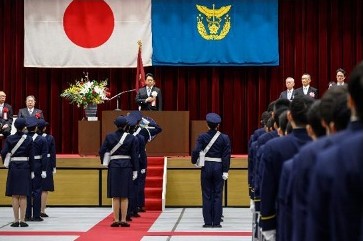 小泉防衛大臣に対する栄誉礼